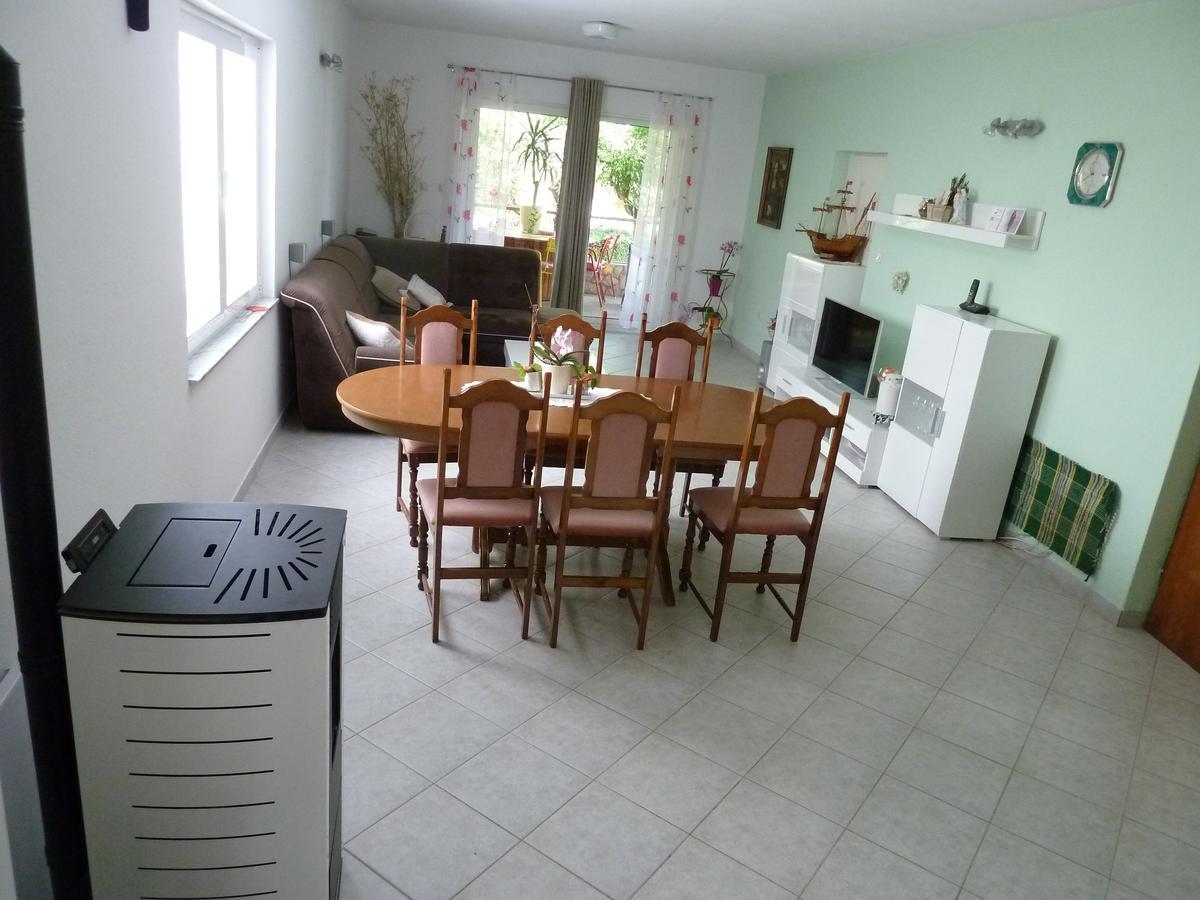 Apartment Mrkic Biograd Na Moru Exterior foto