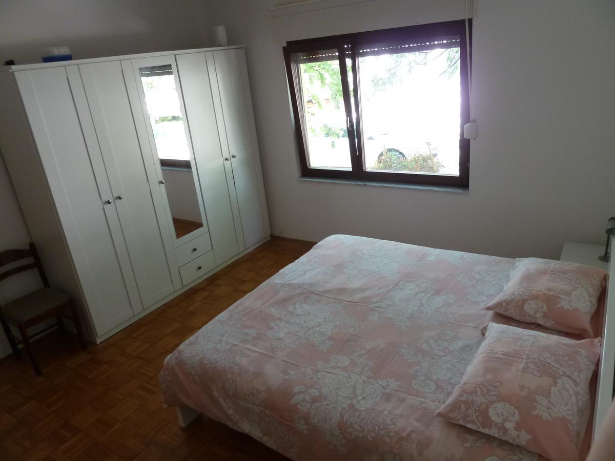 Apartment Mrkic Biograd Na Moru Exterior foto