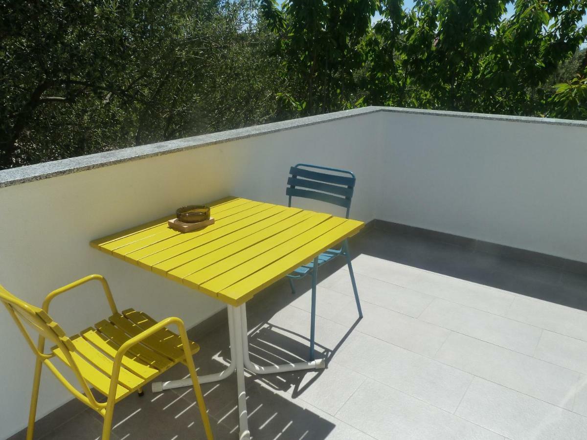 Apartment Mrkic Biograd Na Moru Exterior foto